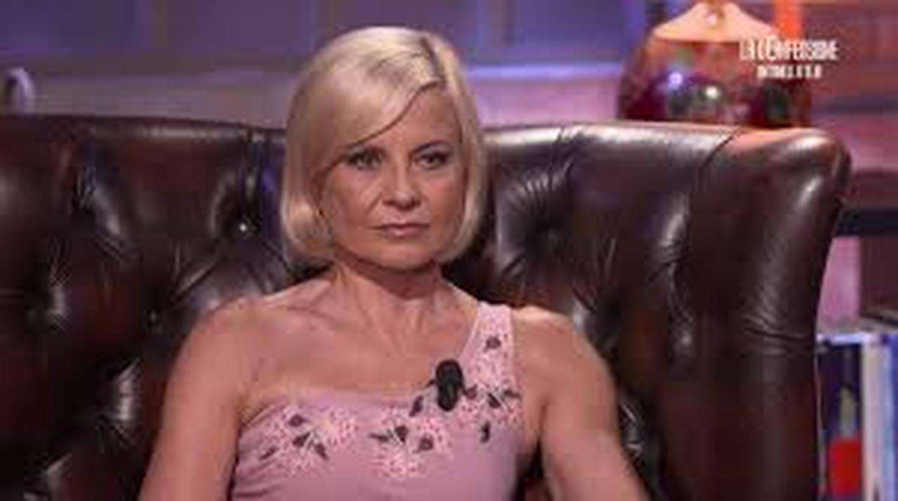 Antonella Elia, scontro violento con la collega: come al solito ha esagerato | Gelo in studio