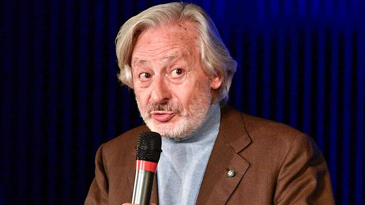 Leo Gullotta racconta di suo marito e di quella imitazione in tv che lo ha fatto tremare | Una telefonata inaspettata
