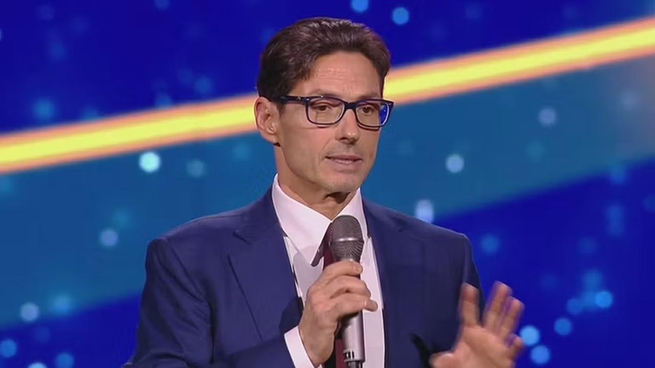 Pier Silvio non lo vuole più vedere, Mediaset blocca il programma più amato | Pubblico sul piede di guerra