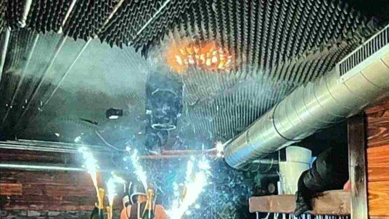 Crans-Montana, c’era anche il figlio dei titolari: solo adesso lo hanno confessato | Nessuna pietà